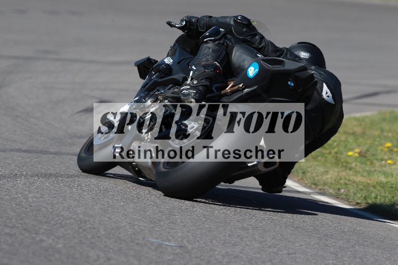 /Archiv-2022/08 17.04.2022 Speer Racing ADR/Gruppe rot/1